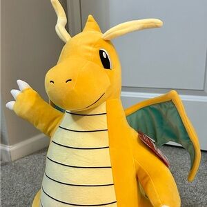 Official Pokémon Plush by Jazwares - Full-size Dragonite!! Super cute and BNWT